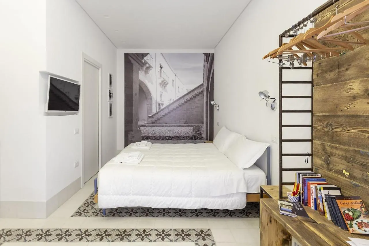 Dione Apartments By Dimore In Sicily Ortigia Syrakuzy